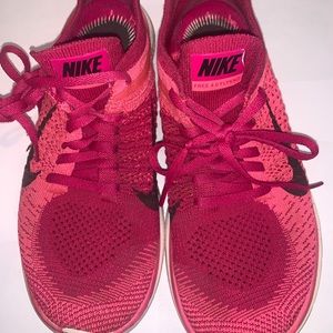 Nike tennis shoes Free 4.0 Flyknit